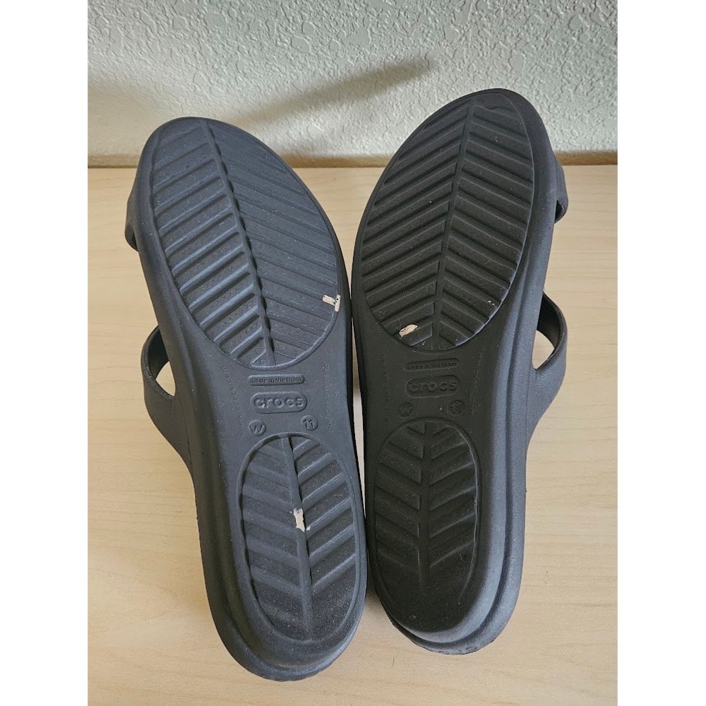 CROCS Sanrah Circle Sandals Women Size 11 Brown Gold Accent Slip On Comfort Shoe - Picture 5 of 6